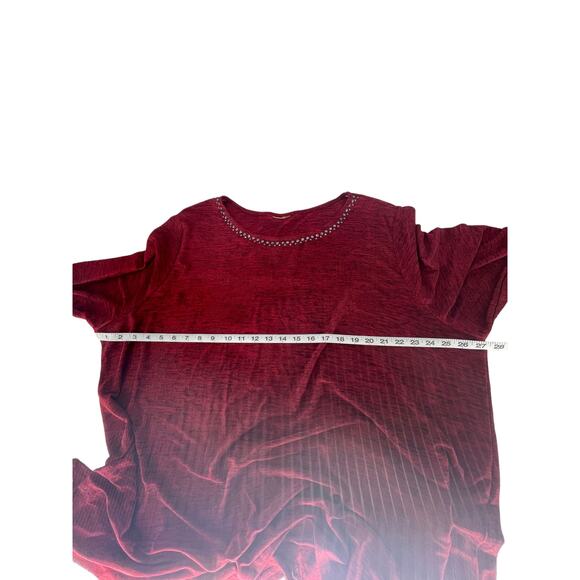 Women's Red Black Knit Embellished Scoop Neck Lightweight Sweater - Picture 6 of 7